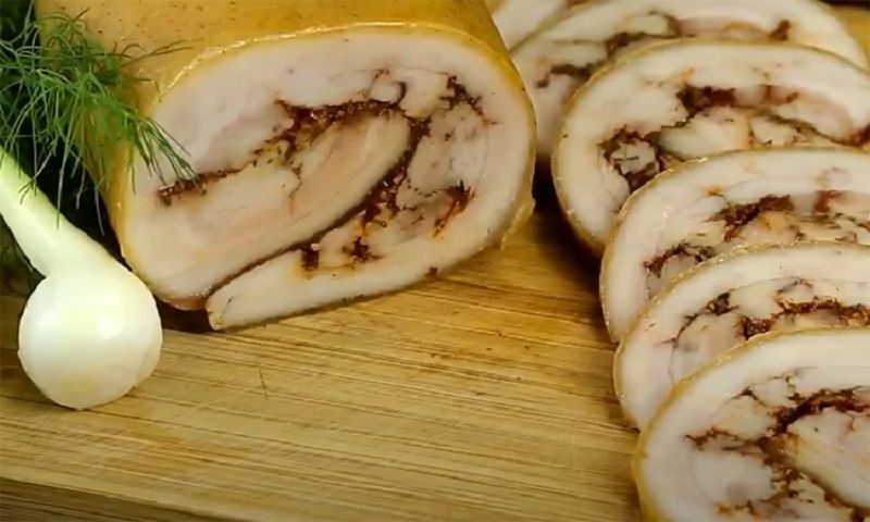 Как превратить обычное сало в гурманский рулет за одну ночь