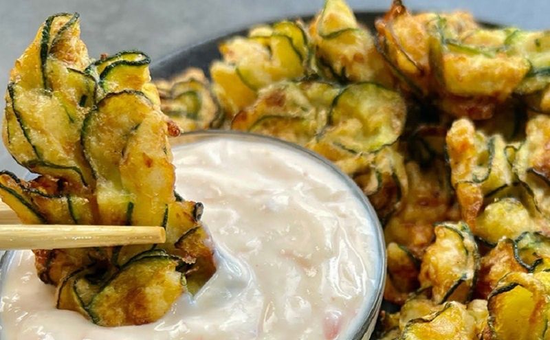 Очарование кабачков: как создать идеальные оладьи с хрустящей корочкой