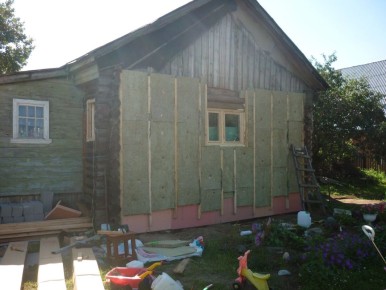 Традиции и современность: как утеплить дом по старинным методам