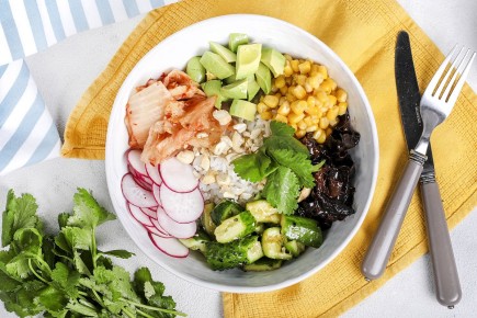 Корейский веджи-поке: простое и сытное блюдо с древесными грибами