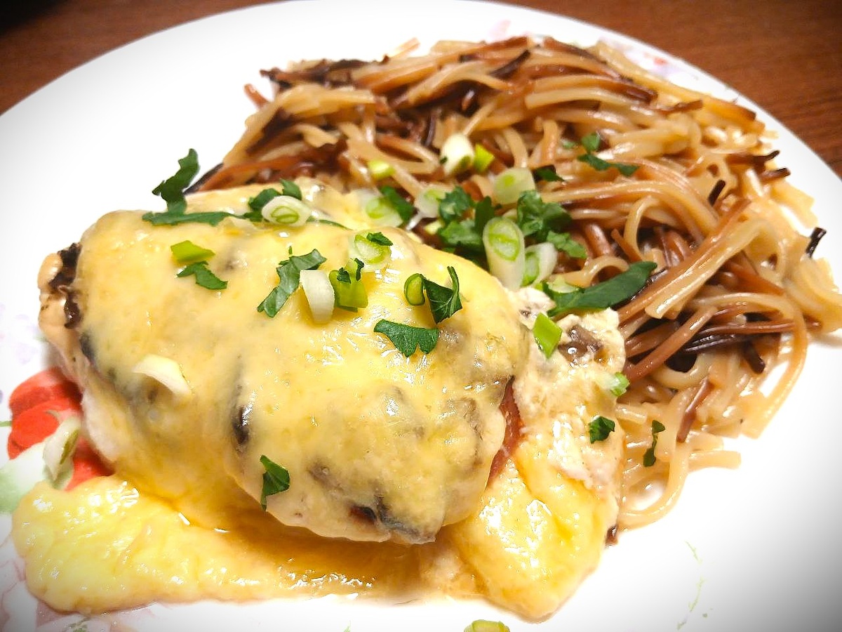 Свинина с сыром и грибами: идеальное блюдо для уютного вечера