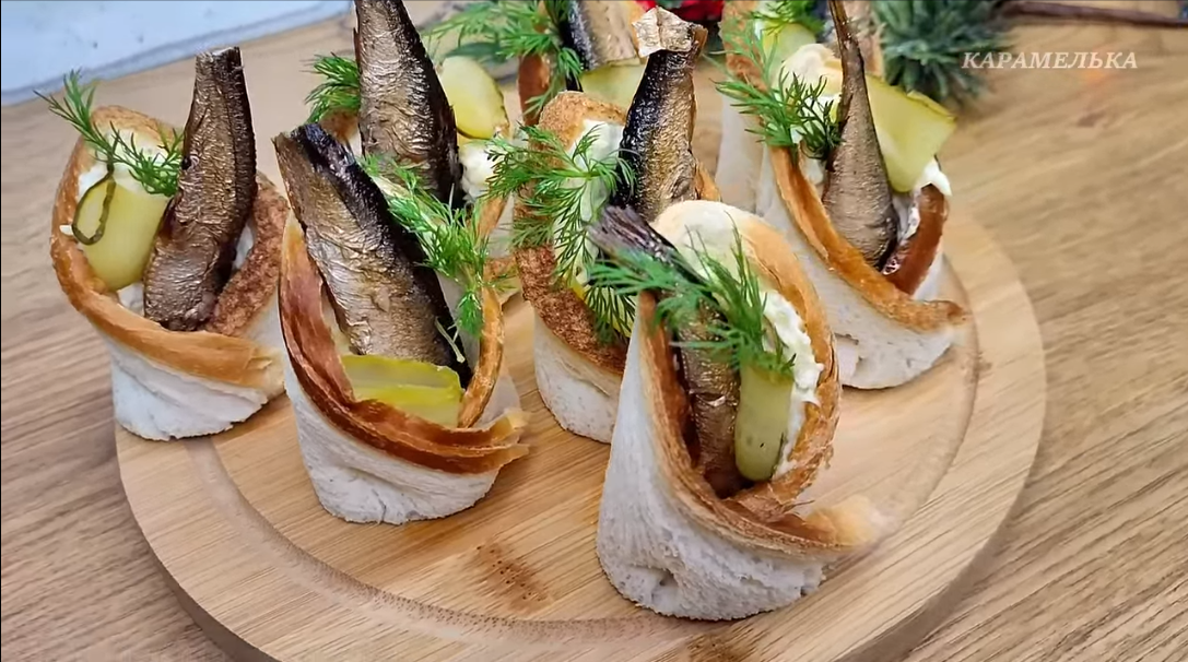 Неожиданные закуски для новогоднего стола: шпроты в роли главного героя