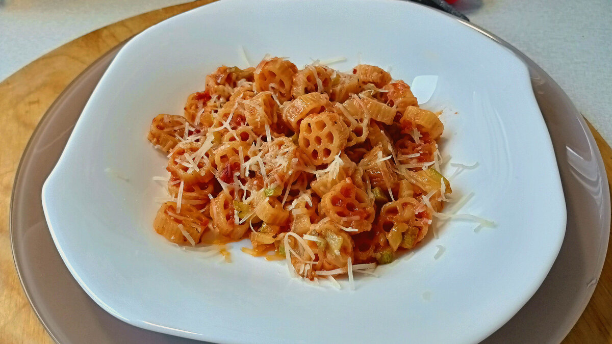 Паста с овощами: быстрое и вкусное блюдо за 20 минут