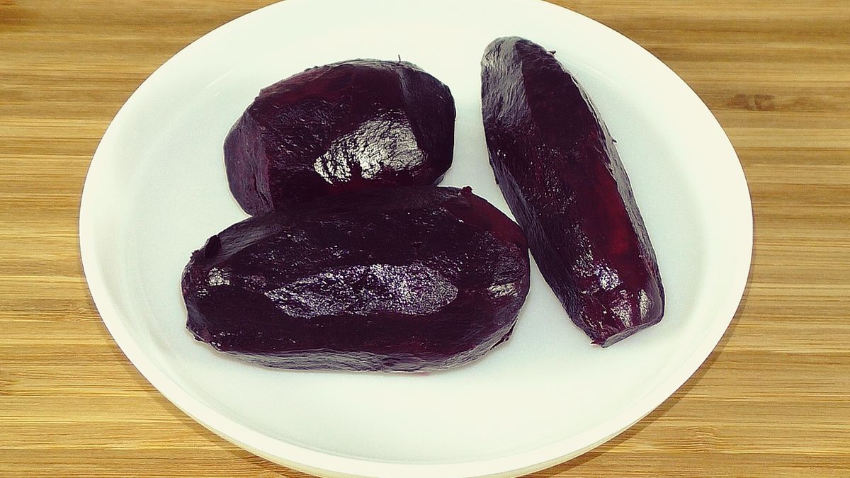 Вкусная закуска из свеклы: идеальный салат для любого повода