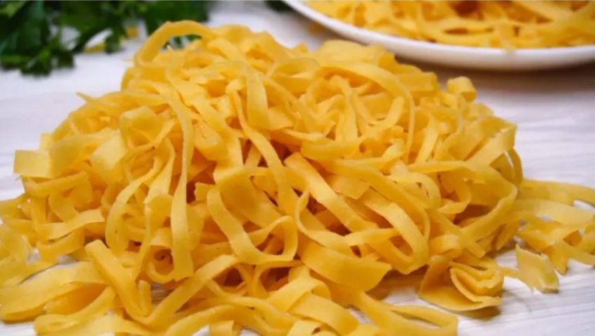 Как сделать домашнюю лапшу: секреты и советы