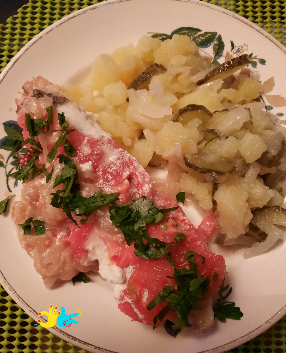 Легкий и вкусный хек с оригинальным гарниром