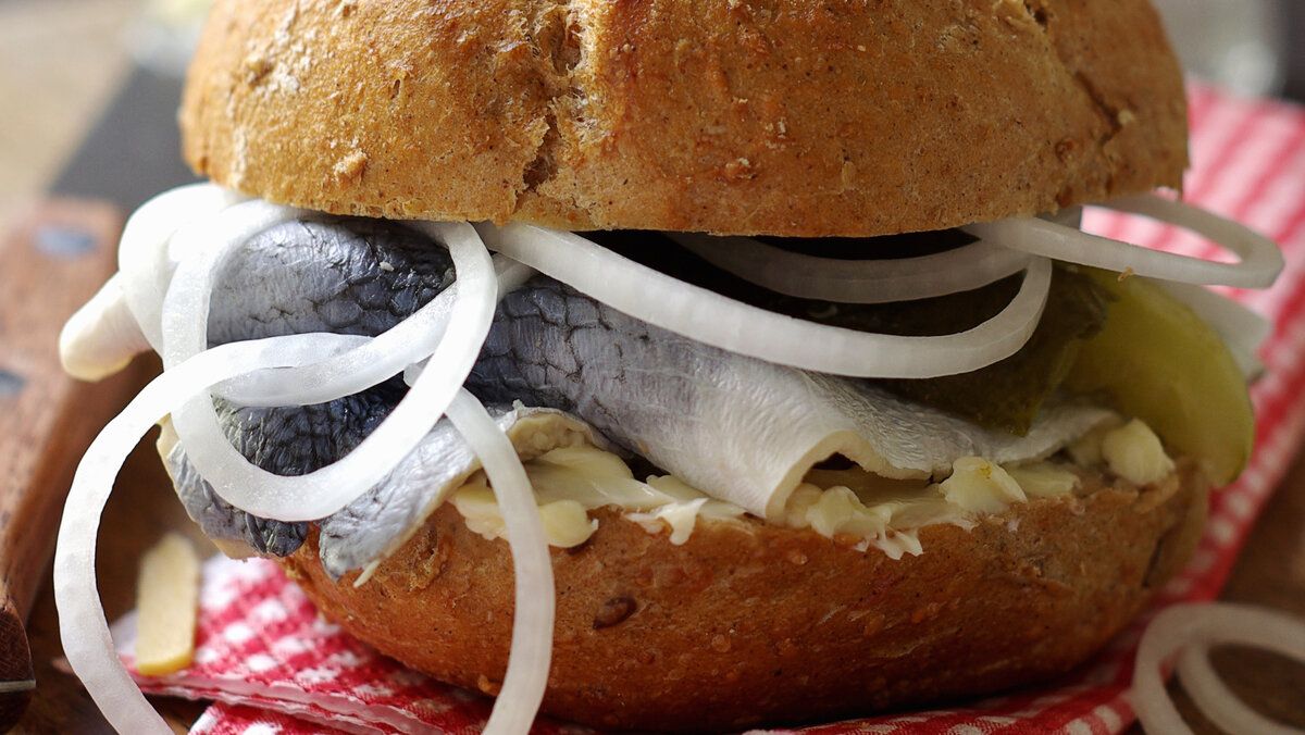 Селедка на завтрак: как ее готовят в разных уголках планеты