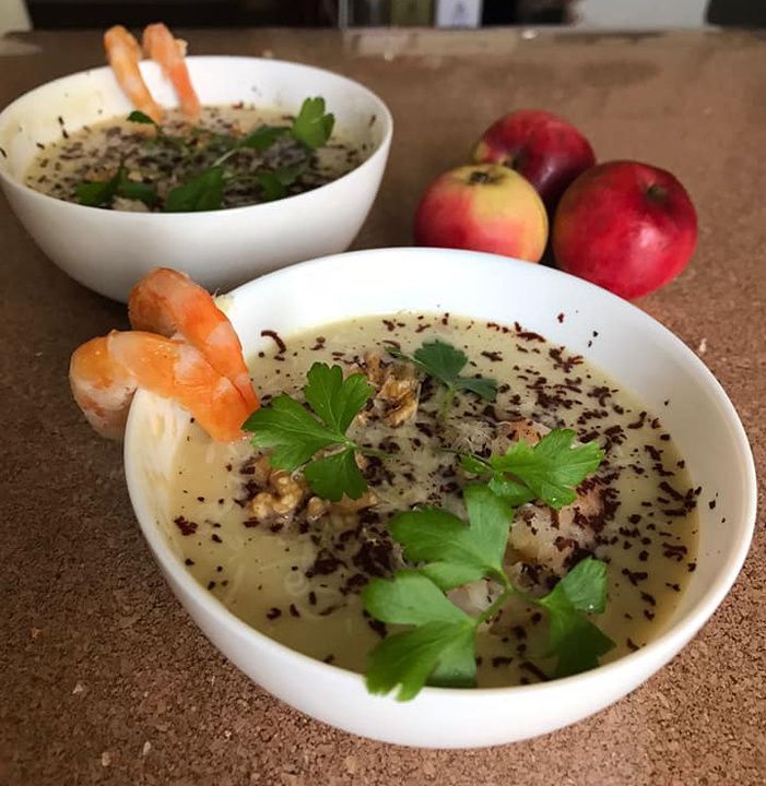 Легкий крем-суп с сельдереем и креветками: идеальный вариант для диабетиков