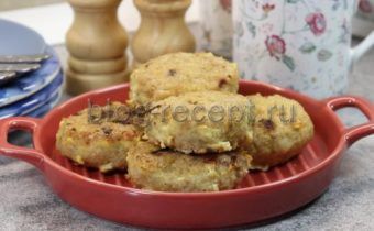 Готовим ароматные котлеты из минтая с овсянкой