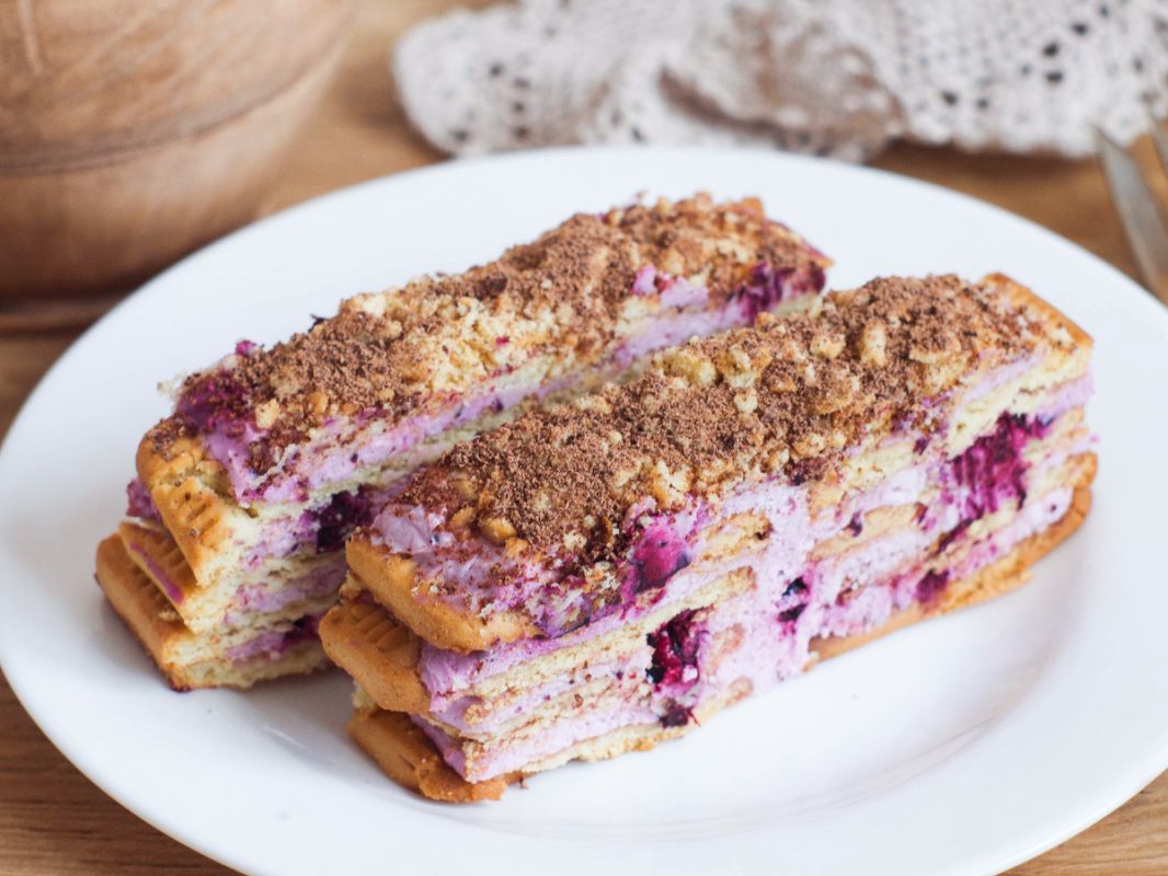 Сладкое удовольствие без выпечки: удивительное печенье с творогом и смородиной