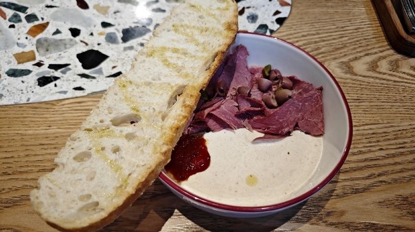 Когда ресторан становится бистро: критика Maccheroni