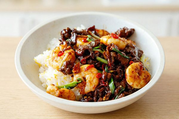 Контраст текстур: говядина с креветками как искусство приготовления