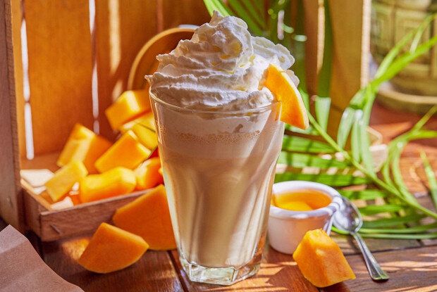 Как приготовить уютный тыквенный милкшейк «Алоха»