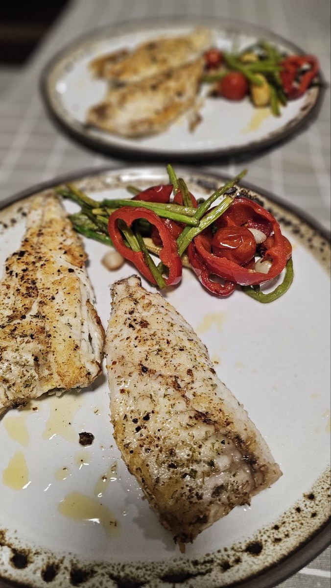 Пробуем филе сибаса: Как приготовить идеальную рыбку на сковороде