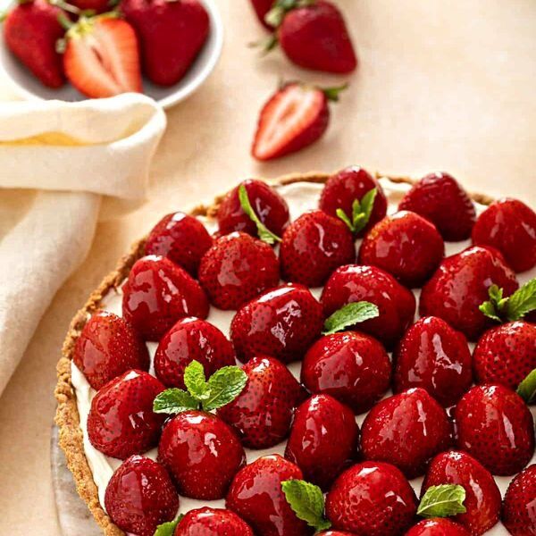 Клубничный пирог: легкое наслаждение летнего десерта