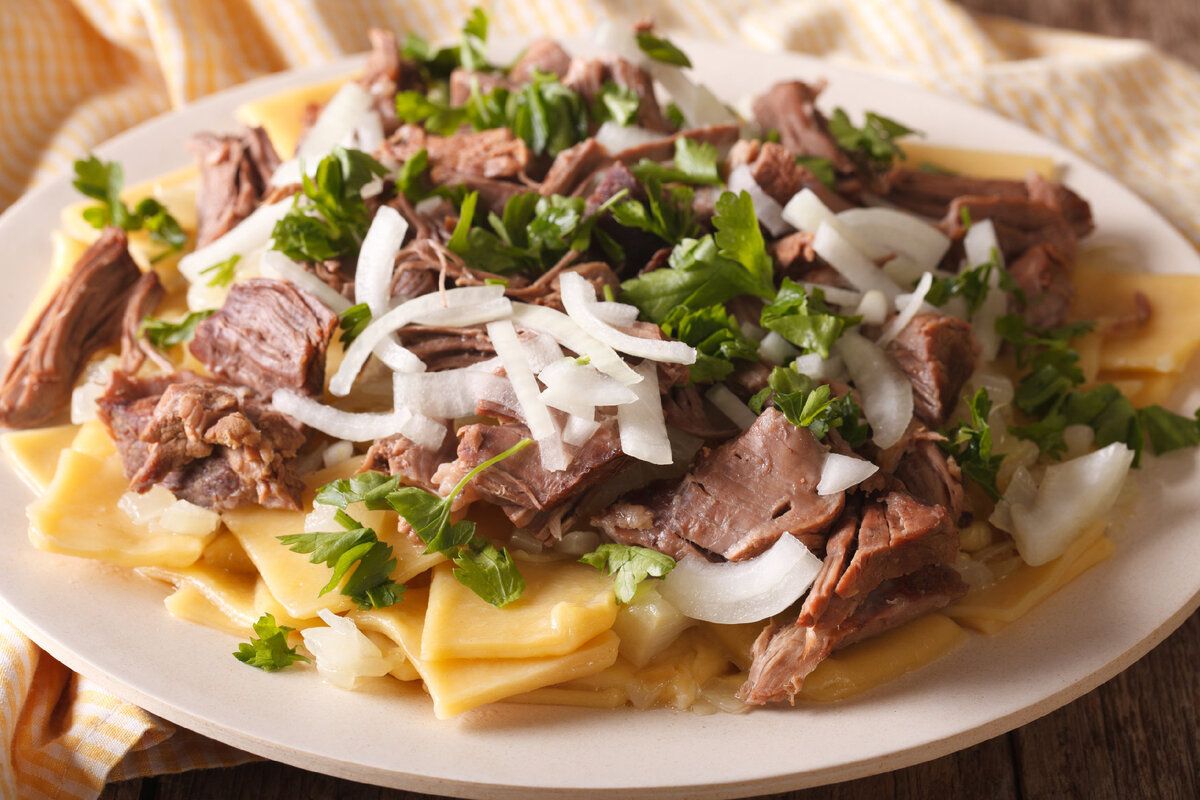 Как приготовить бешбармак с говядиной: пошаговый рецепт