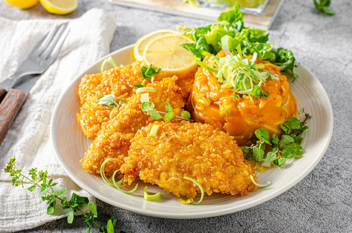 Куриная грудка с хрустящей арахисовой корочкой