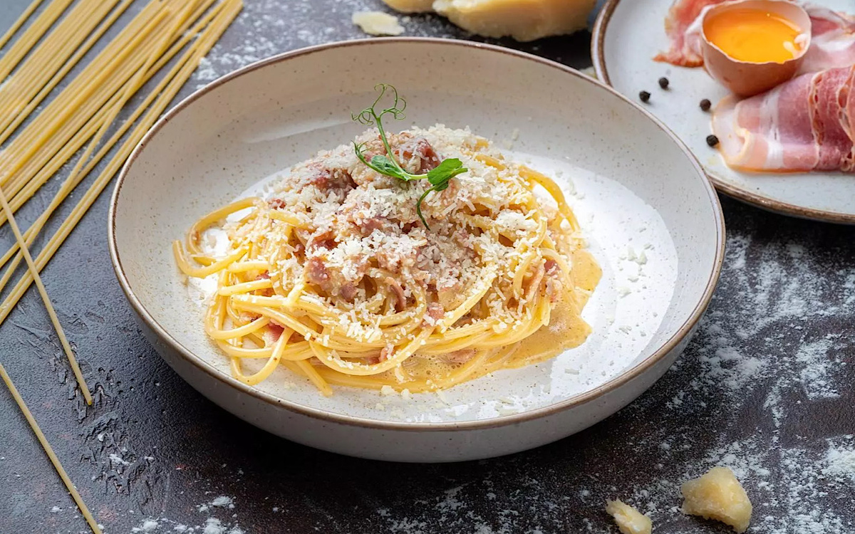 Загадочная карбонара: История, традиции и секреты идеального соуса