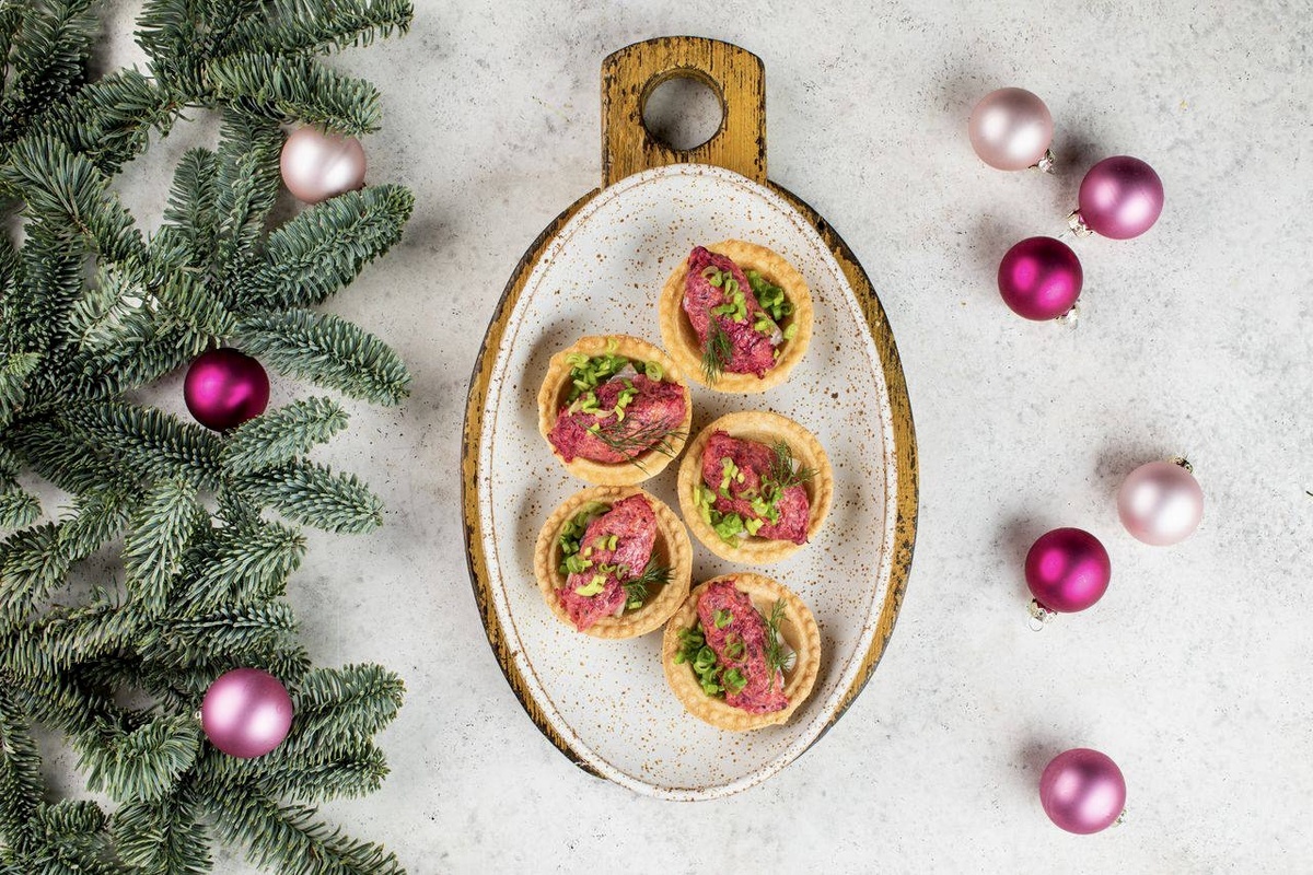 Новая жизнь классики: Селедка под шубой в тарталетках