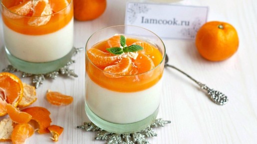 Насладитесь праздничной панакотой с мандаринами