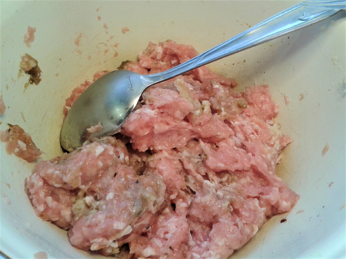 Легкий ужин за полчаса: паста с тефтельками для занятых