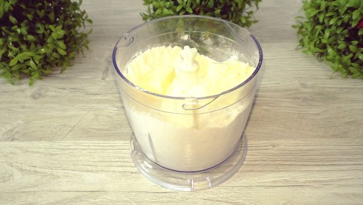 Восхитительный пирог с ягодами и сметанной заливкой