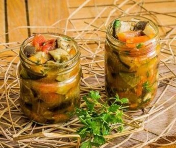 Пикантная закуска из баклажанов на зиму