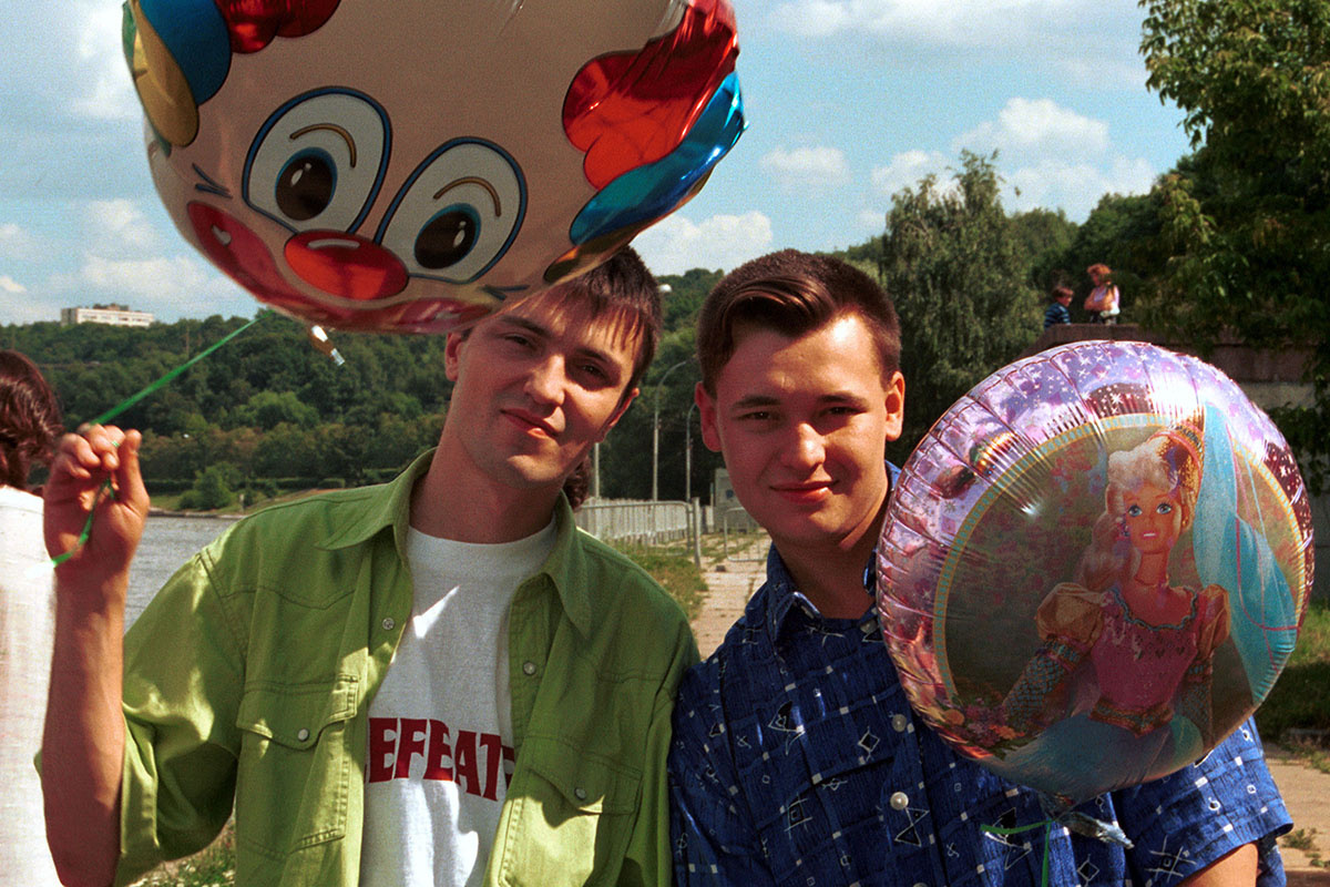 Почему распадаются легендарные дуэты: от «Руки Вверх!» до «Тату»