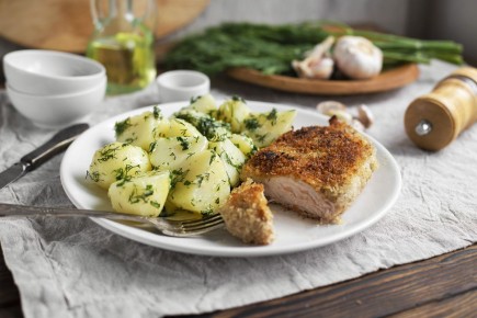 Индейка в хрустящей корочке: простой рецепт с картошкой и зеленью