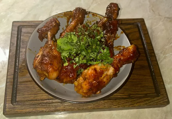 Лимонно-медовые куриные ножки: простой рецепт, который удивит любого