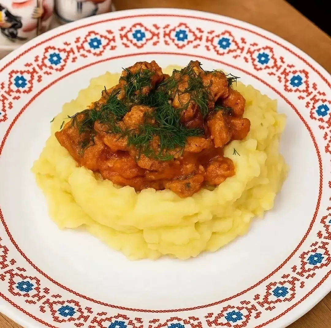 Нежная печень по-строгановски: кулинарный шедевр на вашей кухне