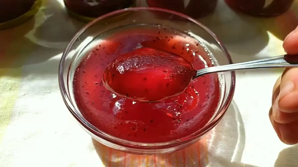 Приготовление джема из крыжовника: все тонкости на вашем столе