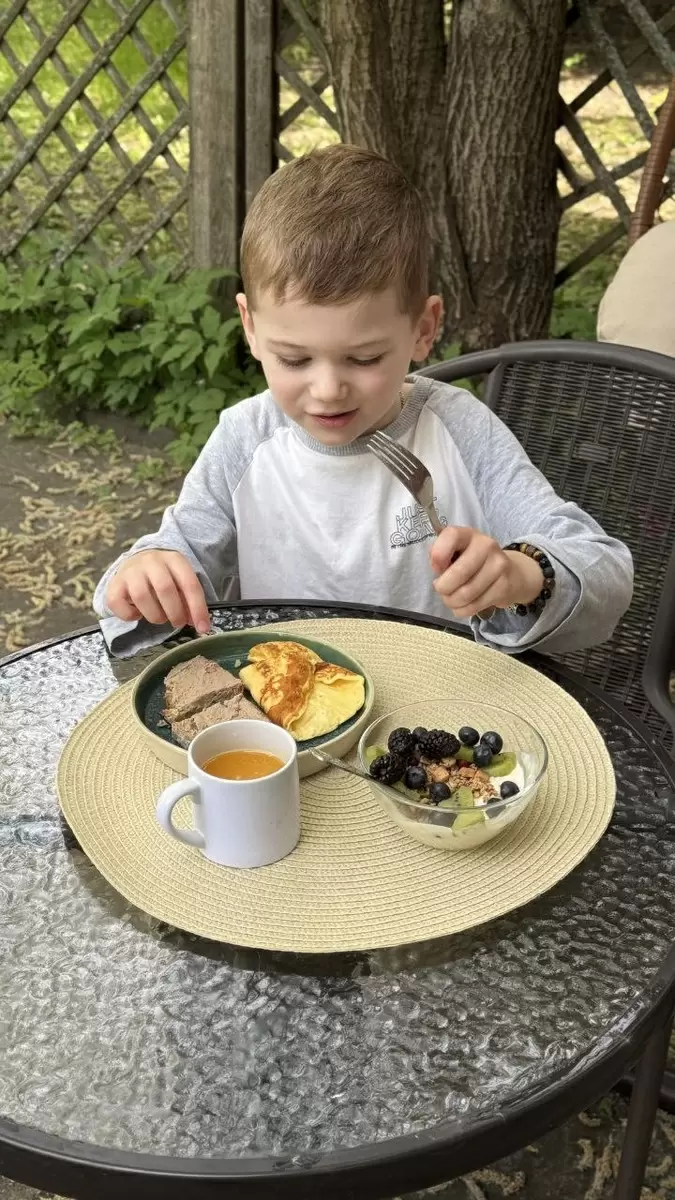 Как вдохнуть жизнь в полезные десерты: творческие идеи для детей