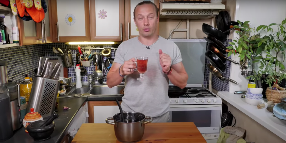 Освежающий компот из базилика и мяты: легкий и быстрый рецепт