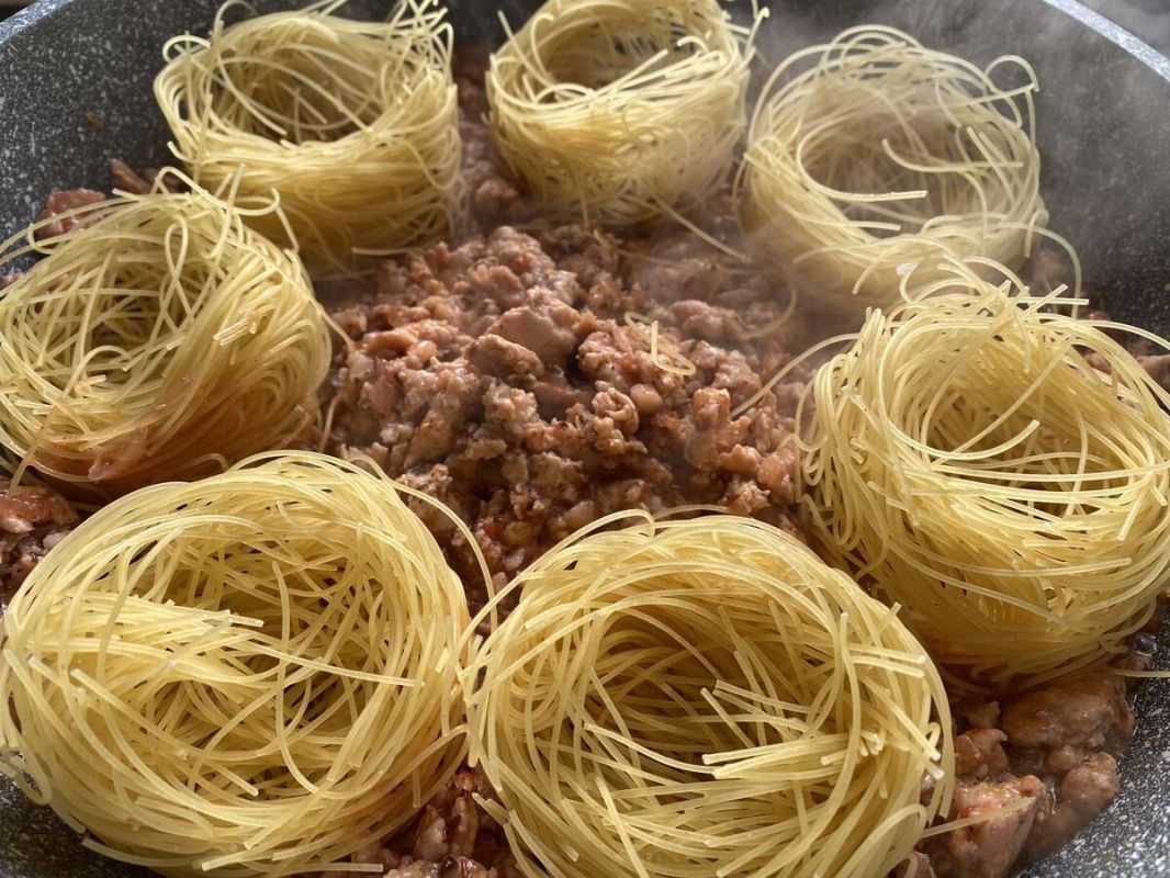 Ужин за 30 минут: просто и вкусно с фаршем и макаронами