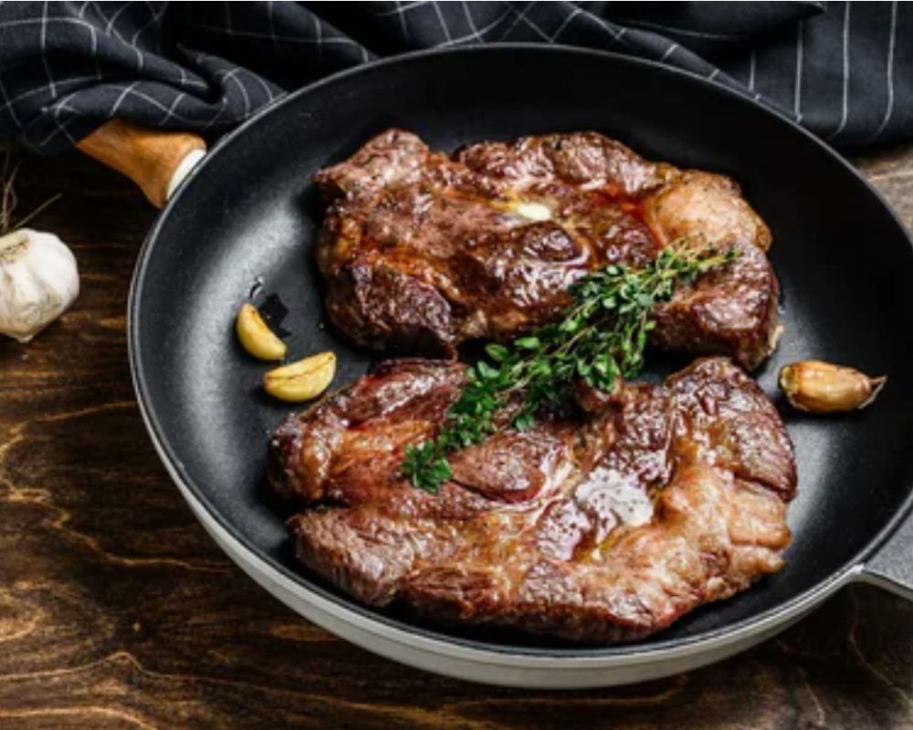 Частая ошибка при жарке мяса, которую допускает 90% людей